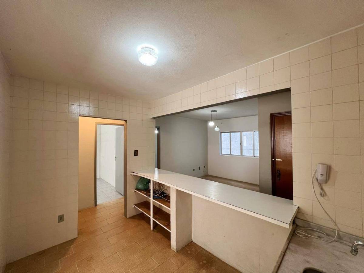  - Apartamento à venda em Itapema, Meia Praia, com 2 quartos, 75m²